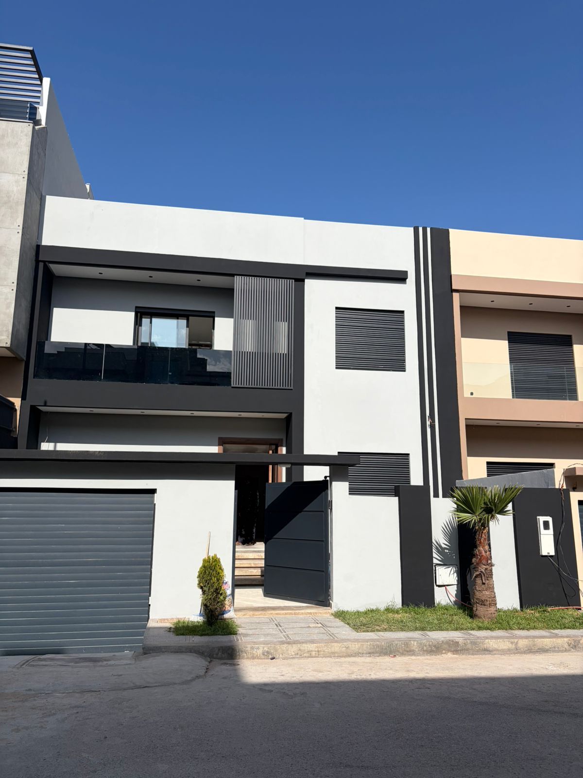  Villa neuve Haut Standing à Almaz, Casablanca (à 2 min du McDo)